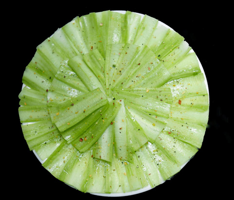 ザーサイの茎のサラダ